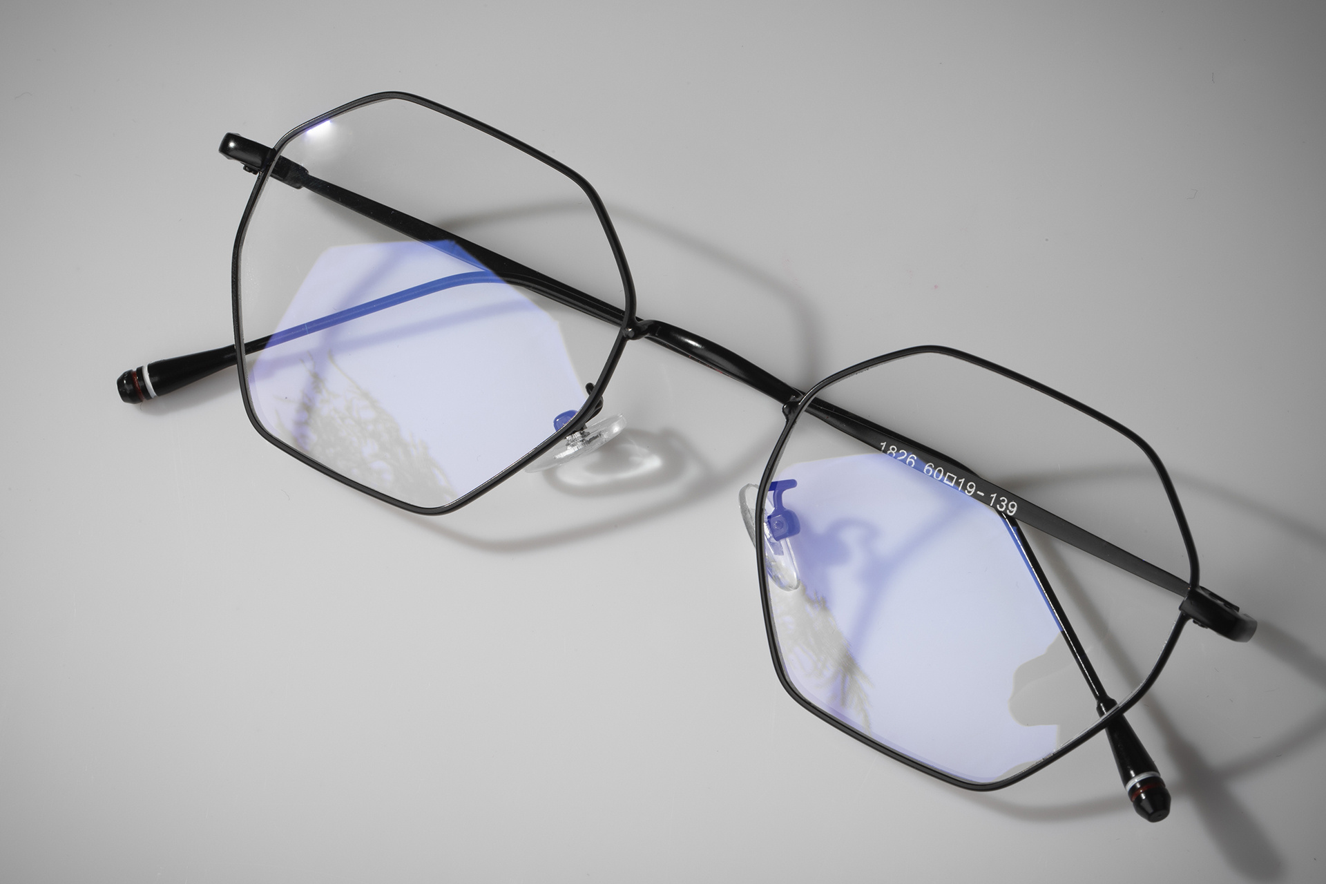 眼鏡|攝影|產(chǎn)品|完美創(chuàng)意視覺(jué)傳媒 